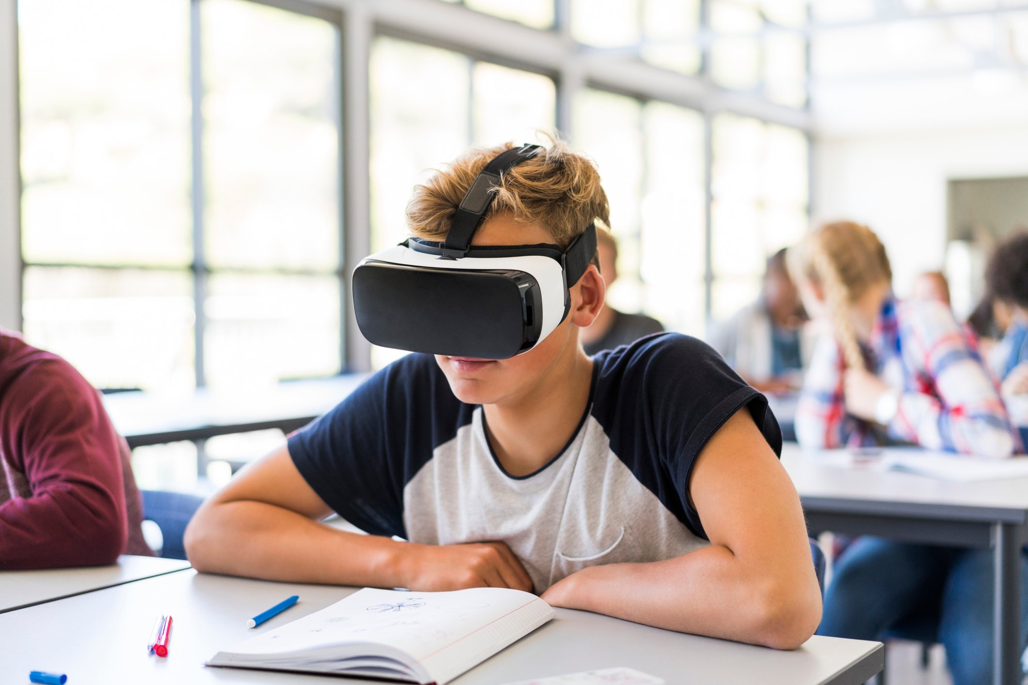 higher ed student using VR